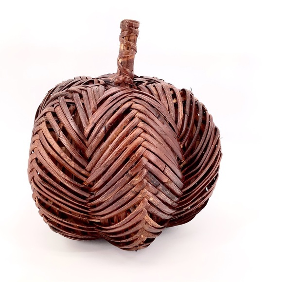Wicker Rattan Brown Pumpkin Home Decor Rare - Picture 1 of 9